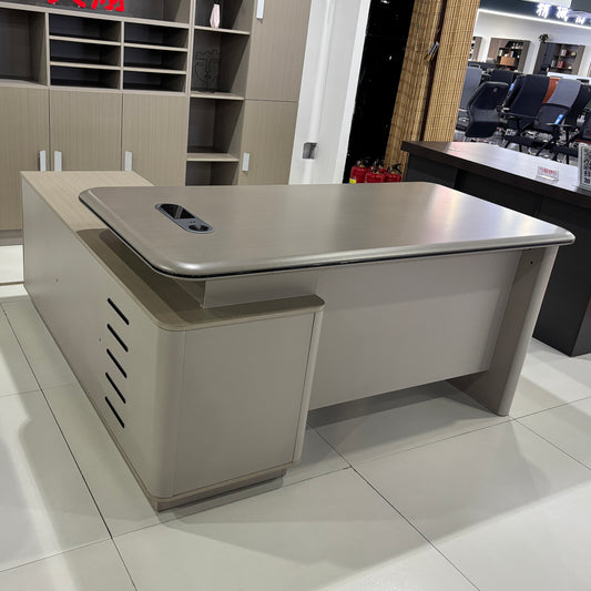 Italian design 1.8 meter office table of345